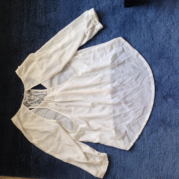 Urban Outfitters top - Picture 2 of 3