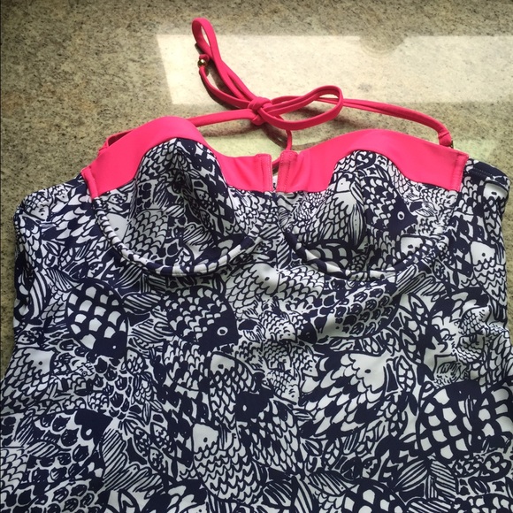 BUNDLE Lilly Upstream Suit and Clutch!