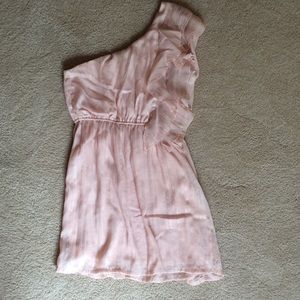 One shoulder dress