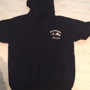 Obey shirt sweatshirt