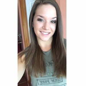 Meet your Posher, Megan