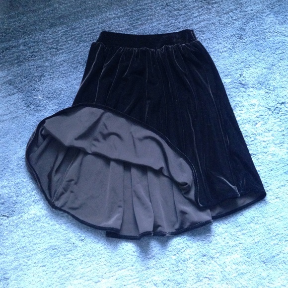 American Apparel skirt - Picture 3 of 4