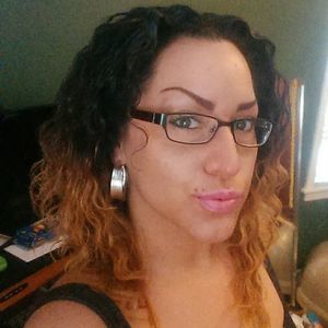 Meet your Posher, Eva