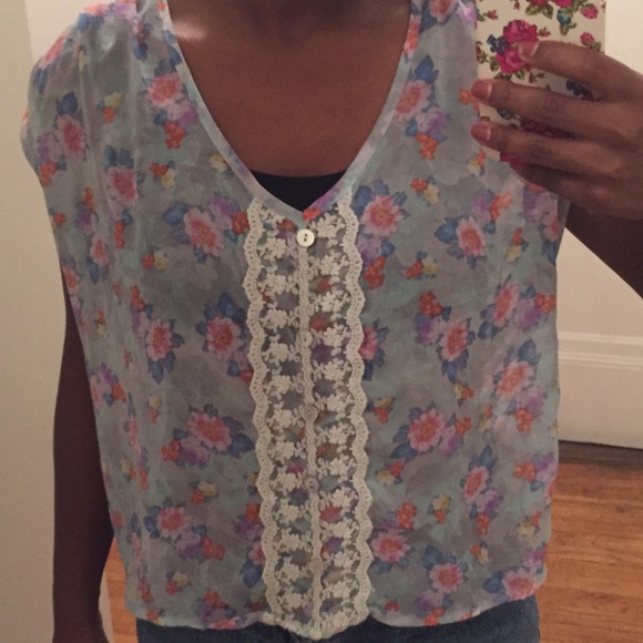 Floral top!
