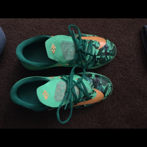 Easter kd 6's