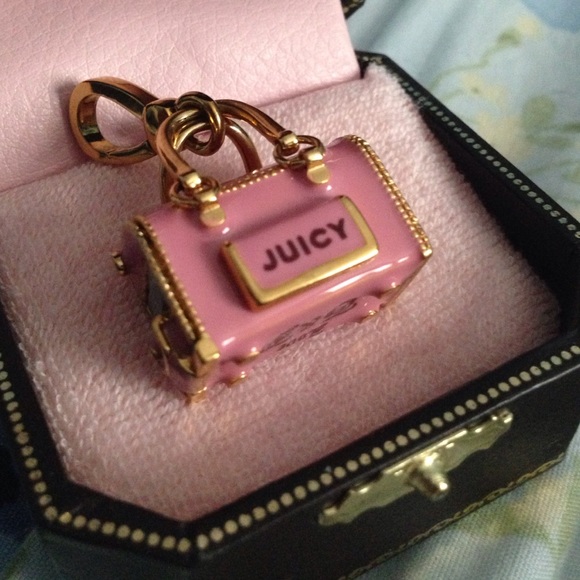 Juicy Couture dog carrier charm