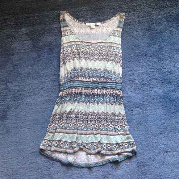 Forever 21 tunic💕 - Picture 1 of 2