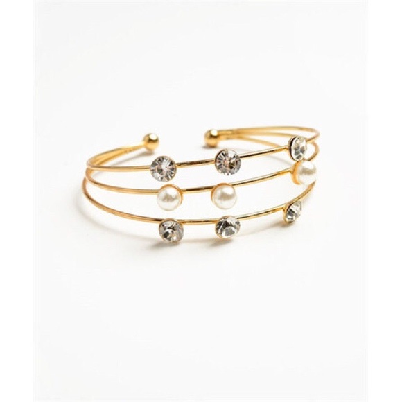Jewelry - Rhinestone & Pearl Cuff Bracelet