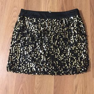 Gold/ black sequin pencil skirt