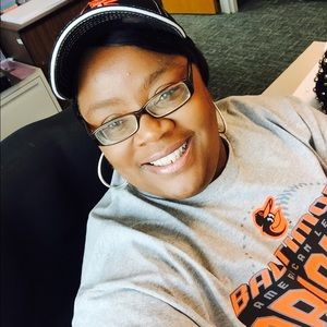 Meet your Posher, Cassandra