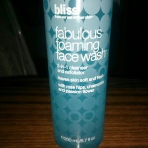 Bliss Fabulous Foaming Face Wash