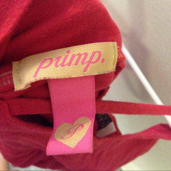 Red tank - Picture 3 of 3