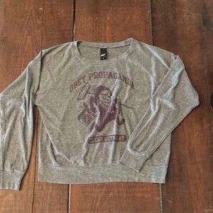 SELL TODAY 🌴Obey long sleeve