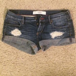 Denim distressed shorts