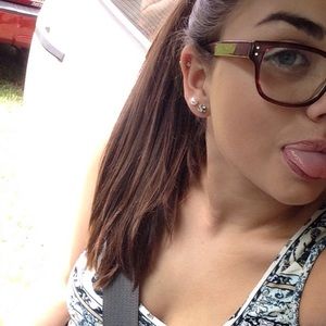 Meet your Posher, Angel