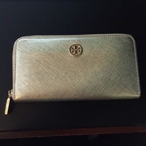 Tory Burch zip Continental wallet