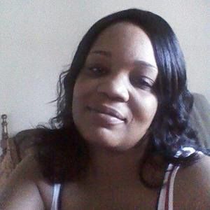 Meet your Posher, Nia