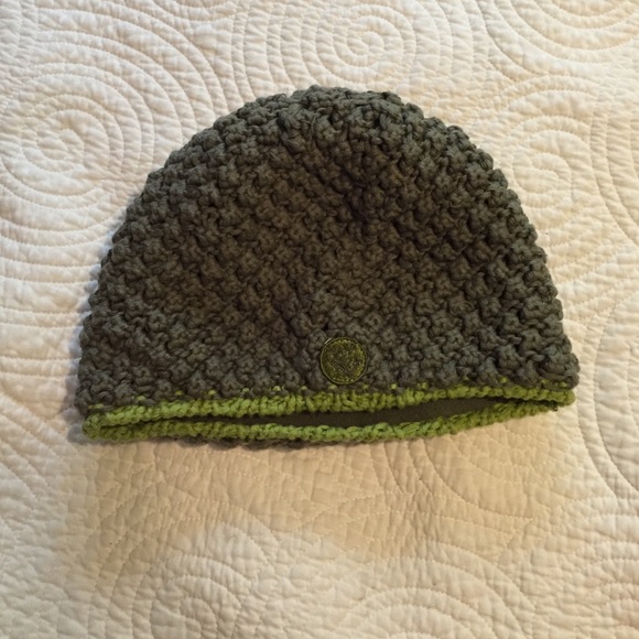 Green beanie