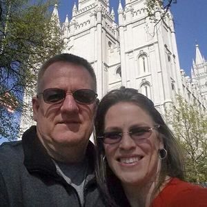 Meet your Posher, Elaine