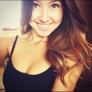 Meet your Posher, Briana