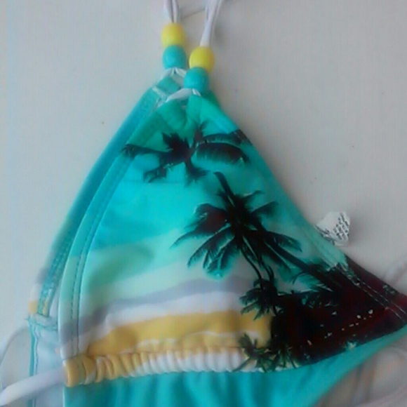 Bathing suit - Picture 4 of 4