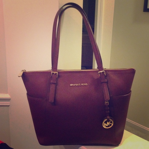 Michael Kors Jet Set Tote