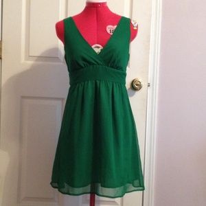 Emerald green Forever 21 dress. Size small.