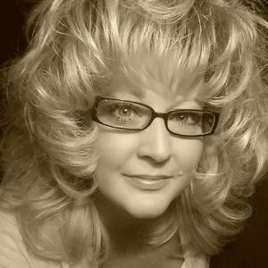 Meet your Posher, Christie