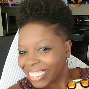 Meet your Posher, Luciana