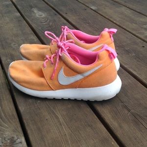 Nike Roshes