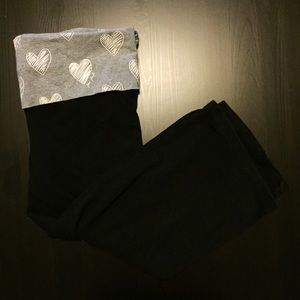 VS PINK Cropped Yoga Pants