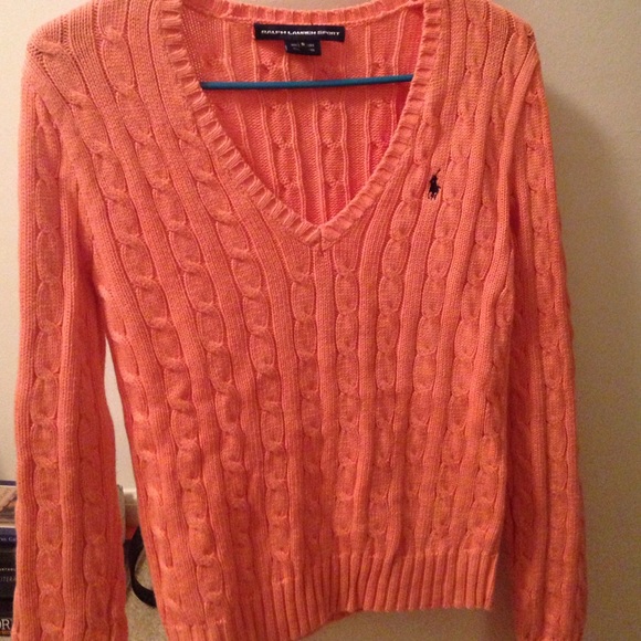 Ralph Lauren v neck sweater. - Picture 1 of 1