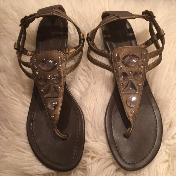 JEWELED WEDGE SANDALS✨