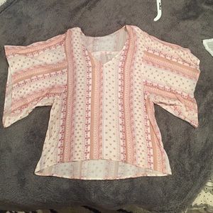 Loose blouse.