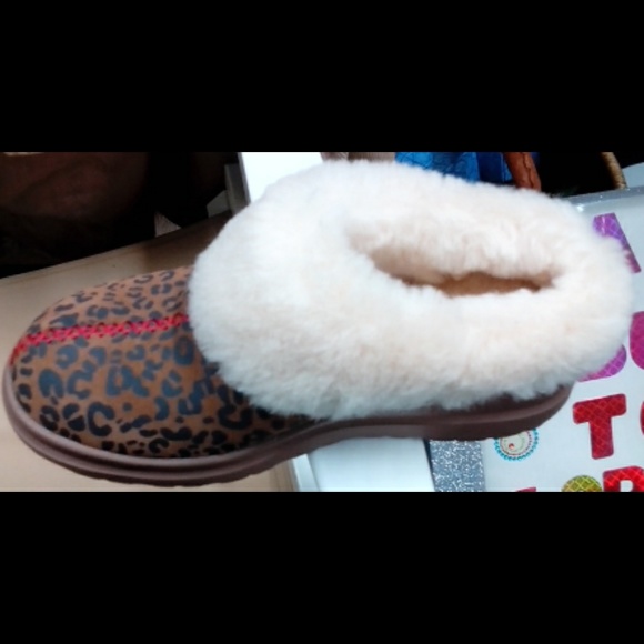 Ugg heart chestnut leopard Australia