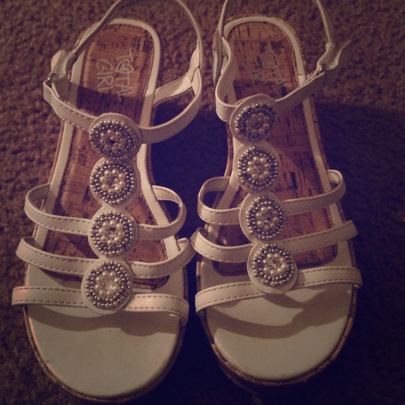 Total Girl Kids Summer Sandal Size 5 in Kids