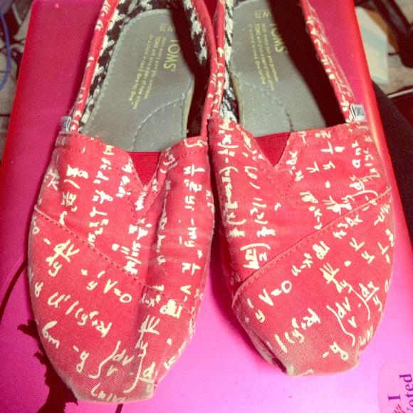 Toms