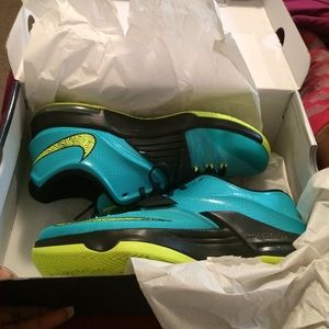 KD's hyper jade/ volt-black-pht blue