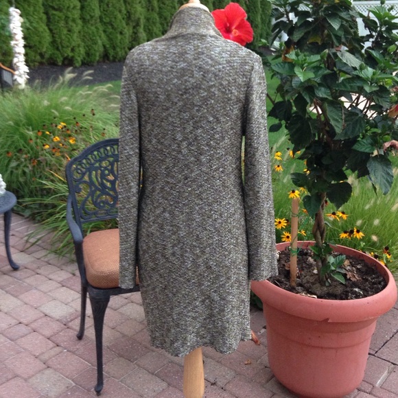 Anne Claire Long loop knit sweater - Picture 3 of 4