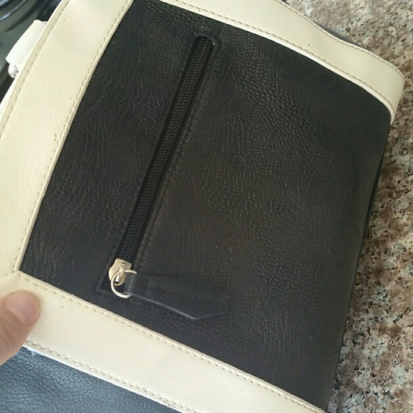 adorable handbag - Picture 3 of 4