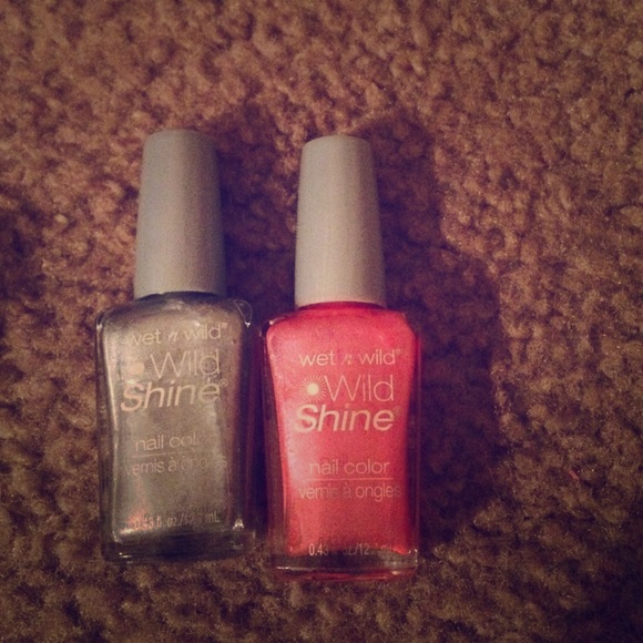2 nail polishes wet n wild shine.