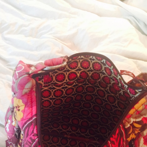 Vera Bradley - Picture 3 of 4