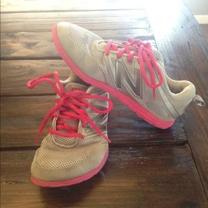 New Balance Minimus size 6