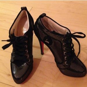 *RESERVED Christian Louboutin booties