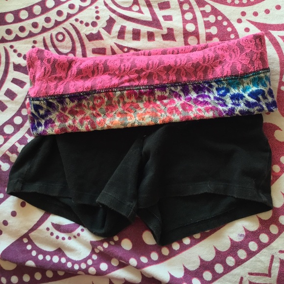 Love PINK yoga shorts. RARE