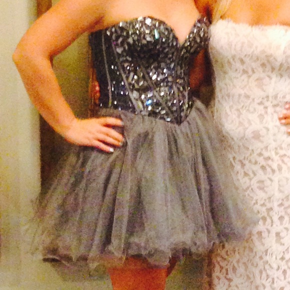 Sherri Hill Dresses & Skirts - Beaded Sherri Hill dress
