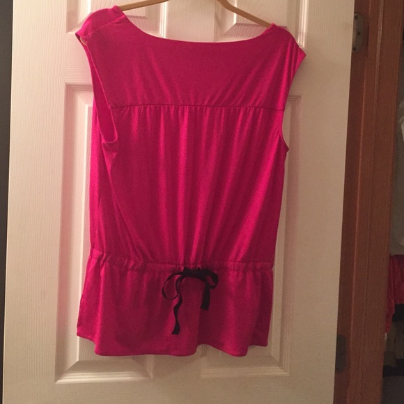 Pretty in PINK 🩷🩷 - Picture 2 of 3
