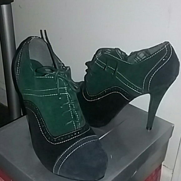 Shoe