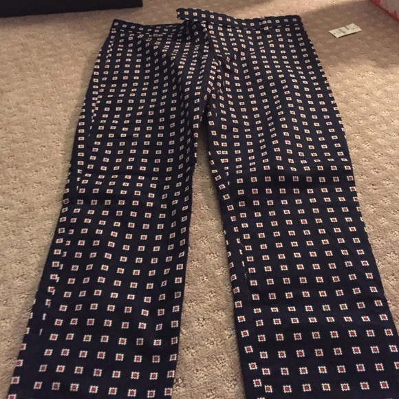 NWT gap cropped pants