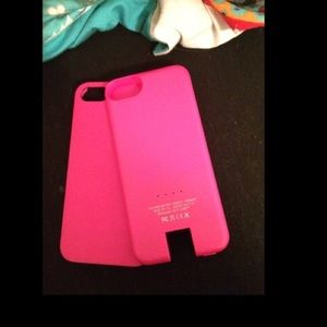 iPhone 5/5s charging case